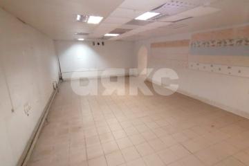 Фото №1: Торговое помещение 540 м², -1/5 эт. - Волгоград, мкр. Развилка, ул. Кирова, 145