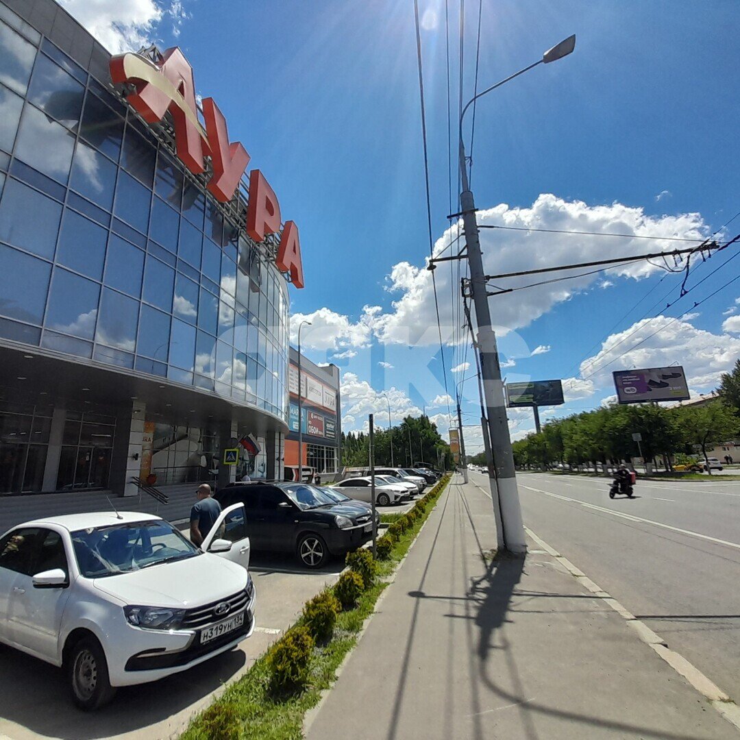 Фото №2: Коммерция 200&nbsp;м², 2/2&nbsp;эт. - Волгоград, р. Дзержинский, пр-кт Маршала Жукова, 94