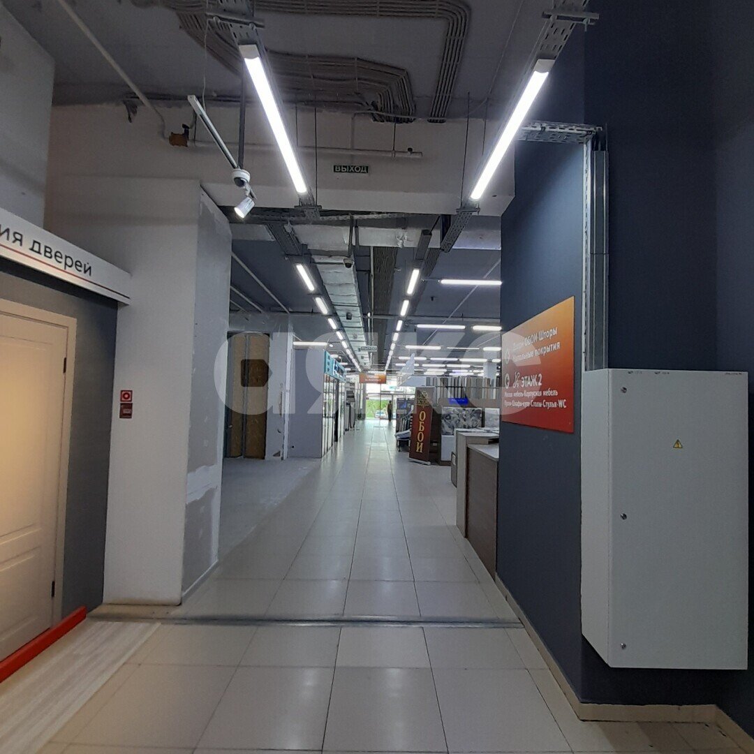 Фото №8: Коммерция 200&nbsp;м², 2/2&nbsp;эт. - Волгоград, р. Дзержинский, пр-кт Маршала Жукова, 94
