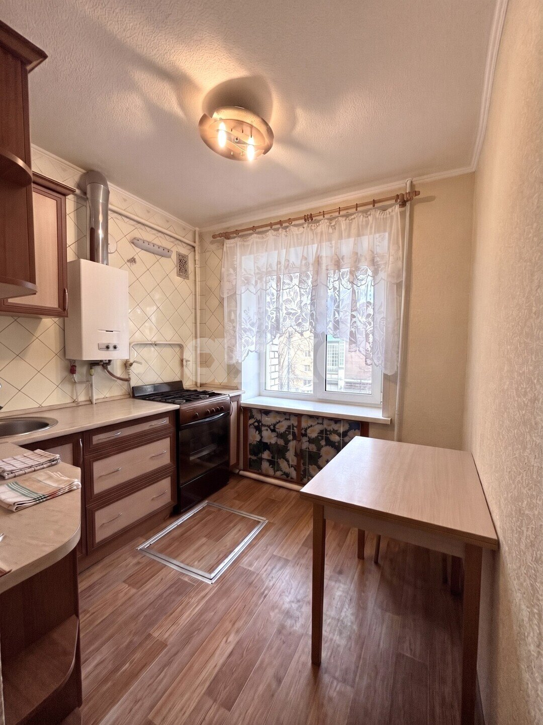 Фото №4: 3-комнатная квартира 46&nbsp;м², 1/3&nbsp;эт. - Батайск, ул. Ленина, 213