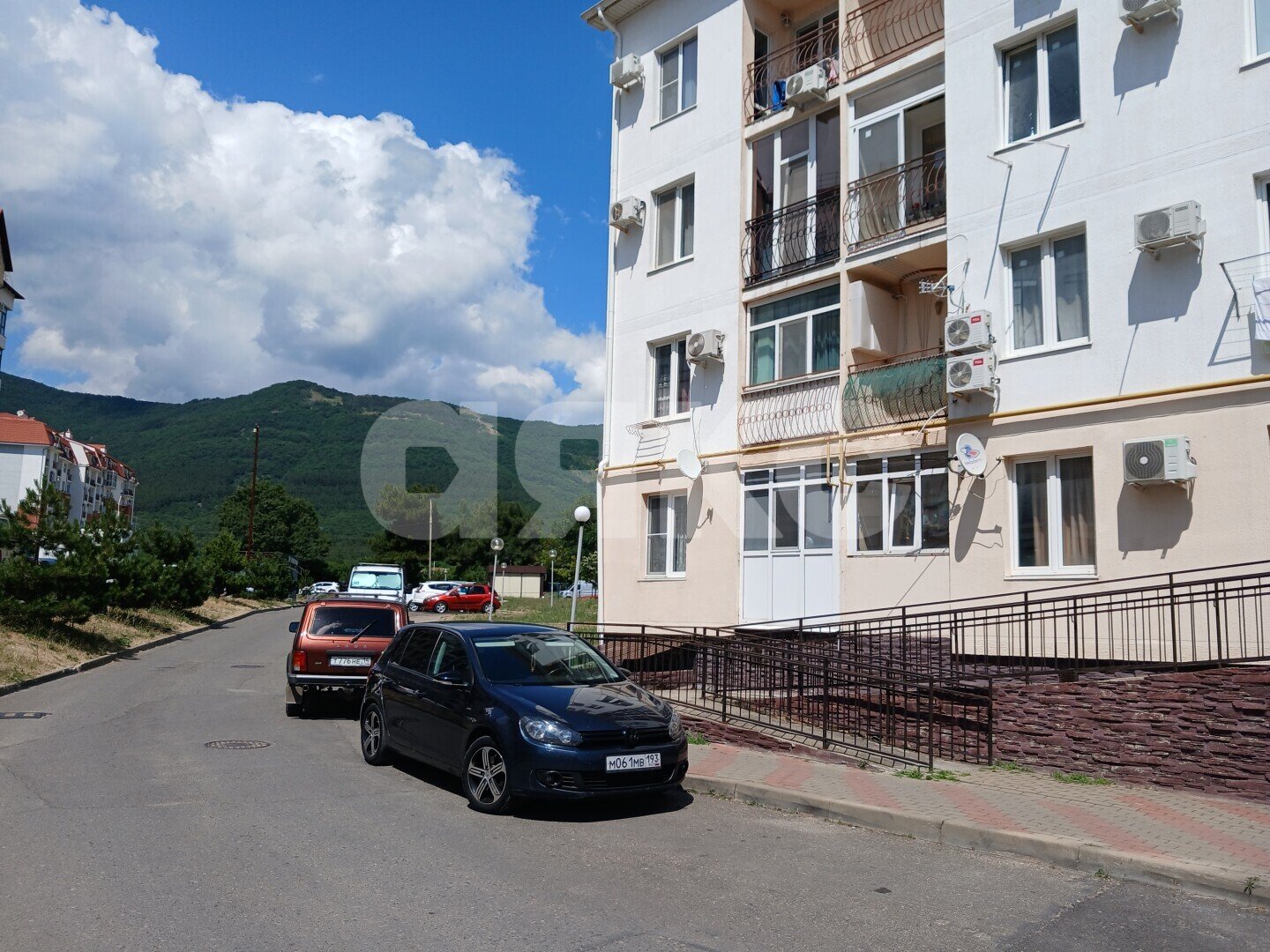 Фото №1: 1-комнатная квартира 31&nbsp;м², 3/4&nbsp;эт. - Геленджик, квартал Южный, мкр. ЖК Столичный Квартал, ул. Дивноморская, 37к10
