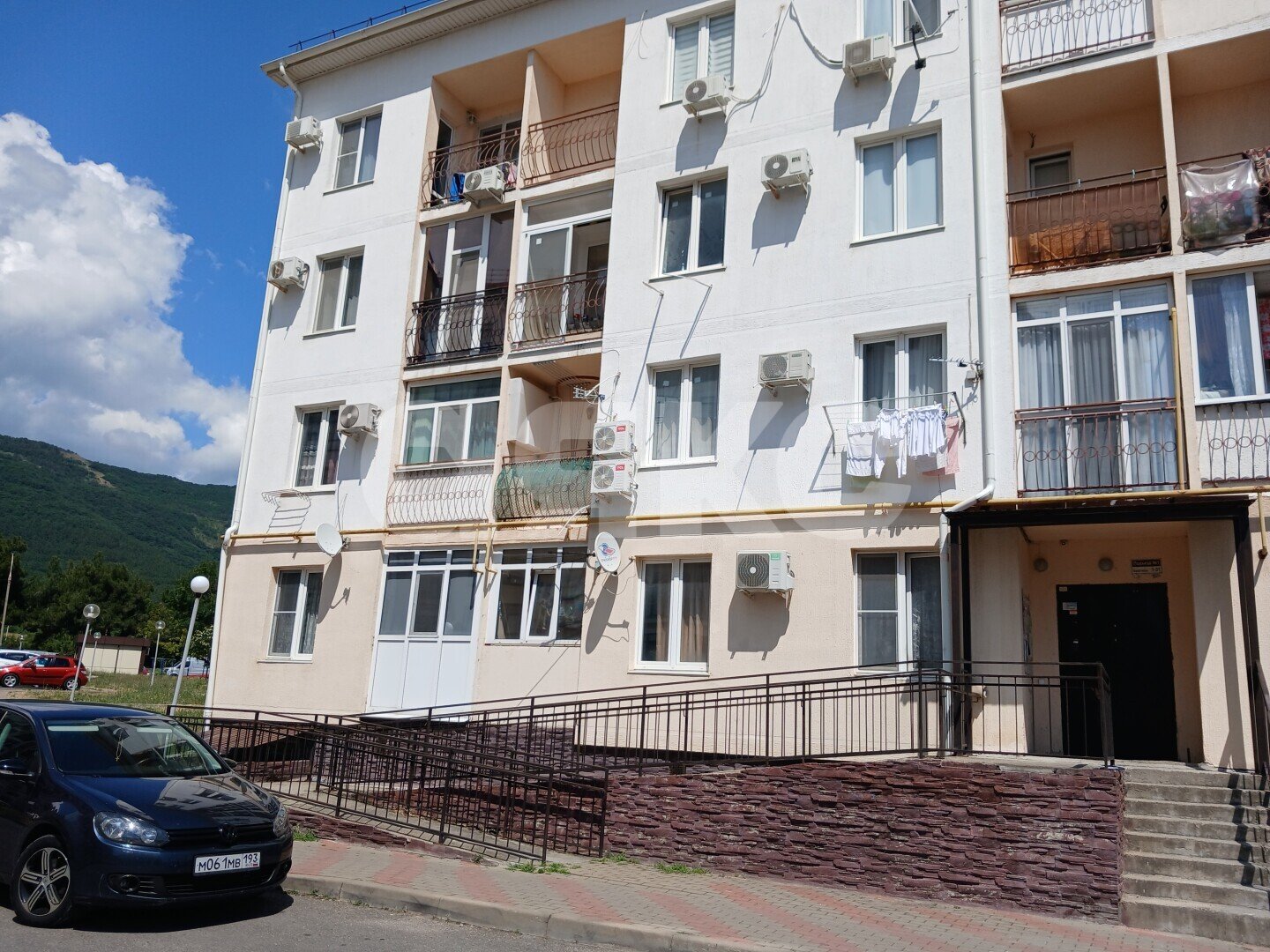 Фото №2: 1-комнатная квартира 31&nbsp;м², 3/4&nbsp;эт. - Геленджик, квартал Южный, мкр. ЖК Столичный Квартал, ул. Дивноморская, 37к10