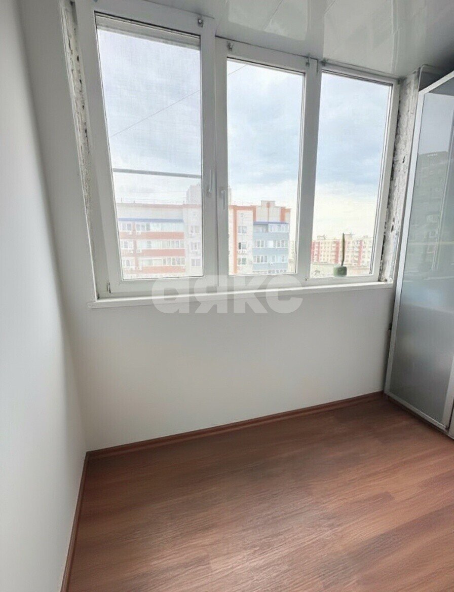 Фото №8: 2-комнатная квартира 56&nbsp;м², 9/10&nbsp;эт. - Батайск, мкр. Восточный, ул. Воровского, 61