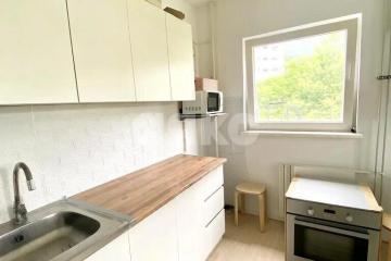 Фото №1: 2-комнатная квартира 69 м², 2/5 эт. - Туапсе, ул. Портовиков, 15