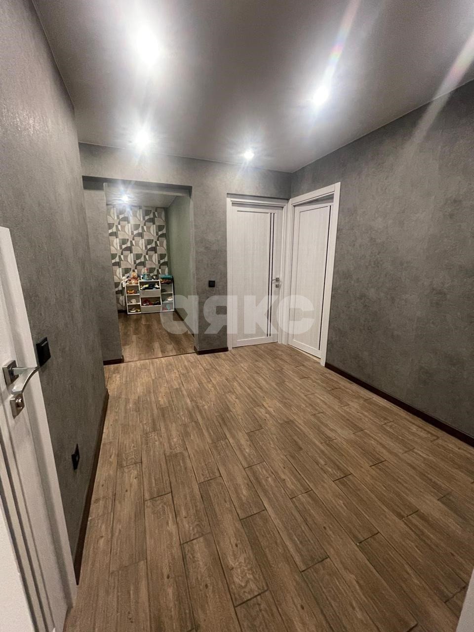 Фото №11: 3-комнатная квартира 70&nbsp;м², 1/5&nbsp;эт. - Дагомыс, р. Лазаревский, ул. Батумское шоссе, 33