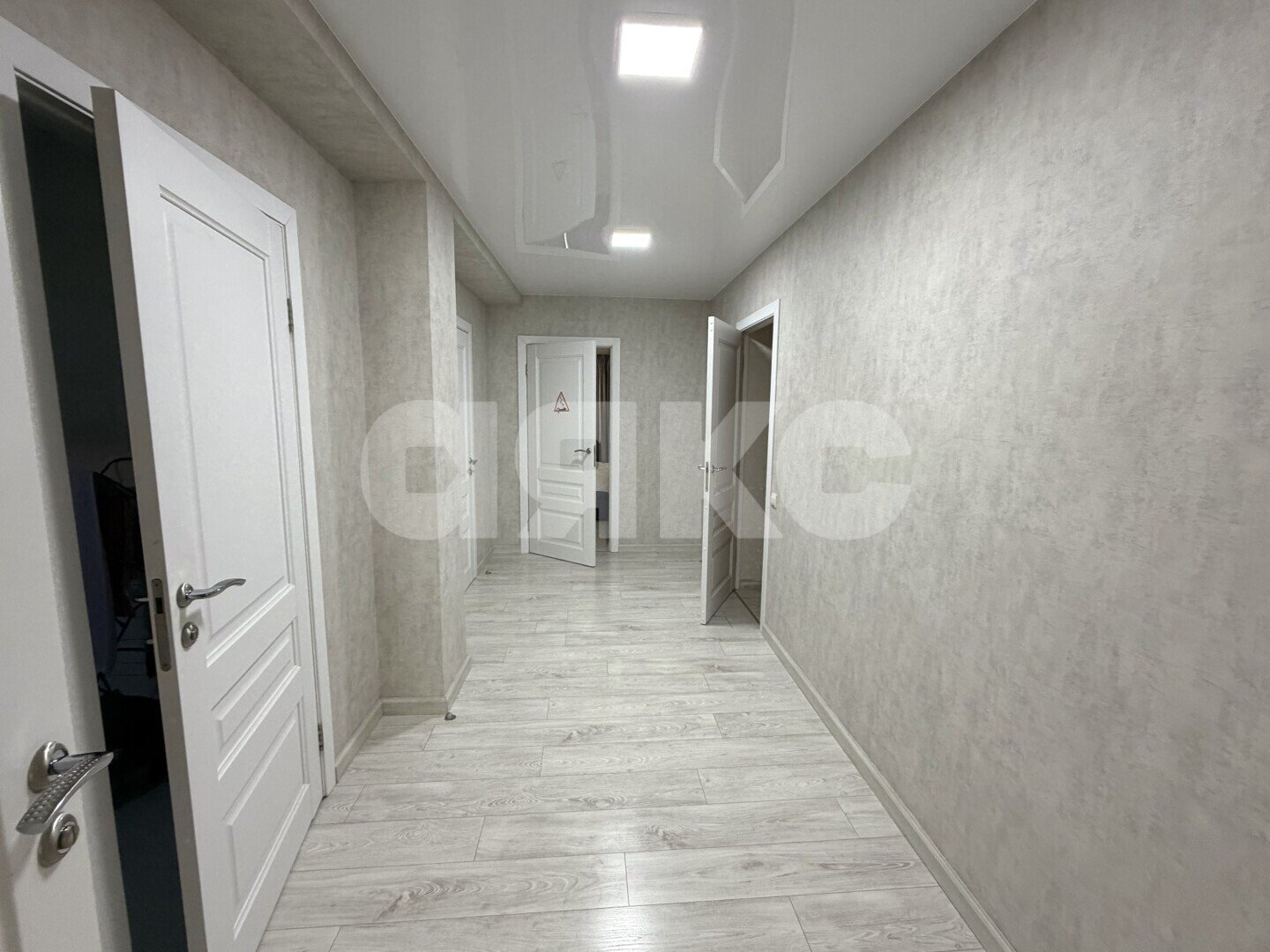 Фото №5: Дом 253&nbsp;м² + 2.37&nbsp;сот., 3&nbsp;эт. - Геленджик, ул. Степная