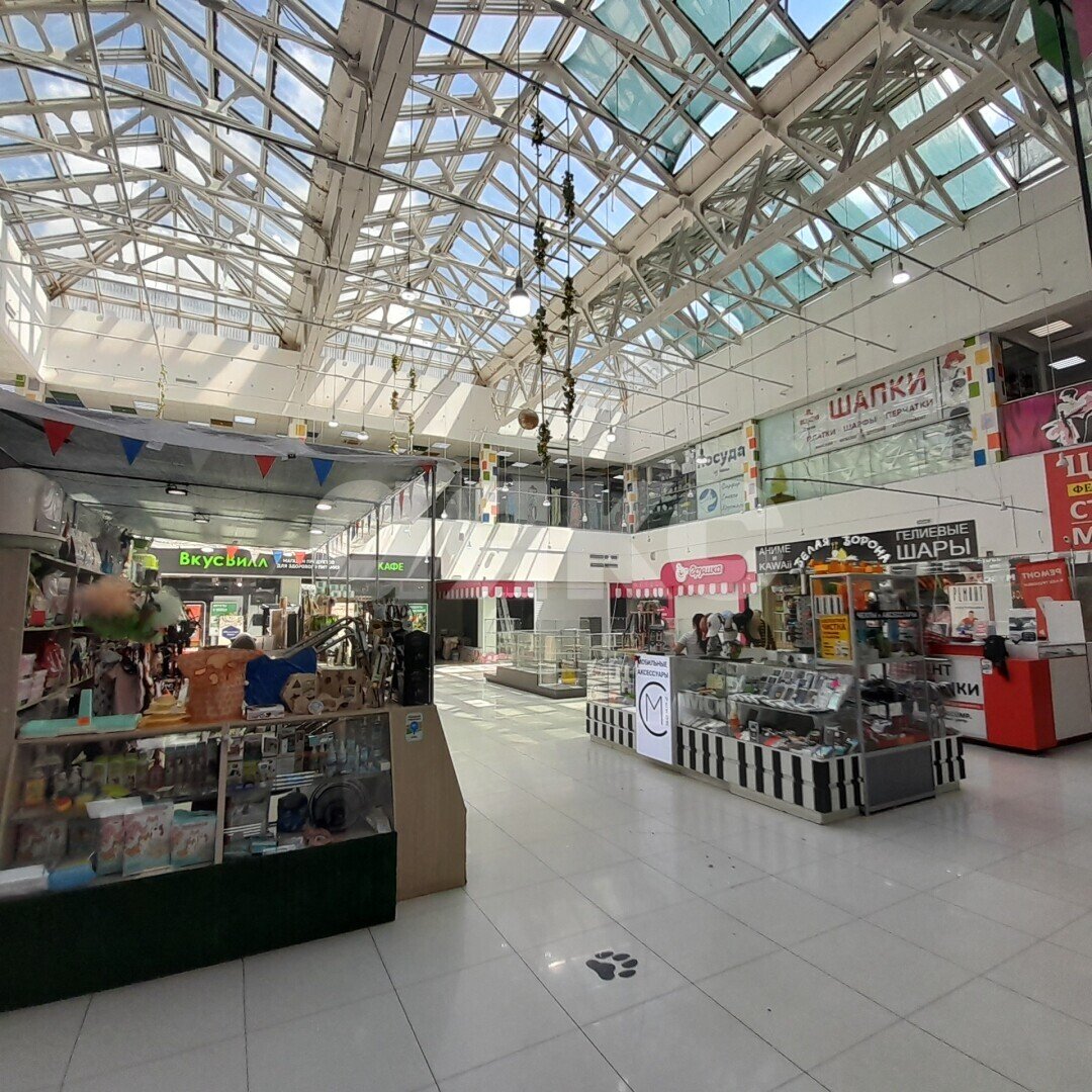 Фото №5: Коммерция 200&nbsp;м², 1/2&nbsp;эт. - Волгоград, р. Ворошиловский, ул. Рабоче-Крестьянская, 9