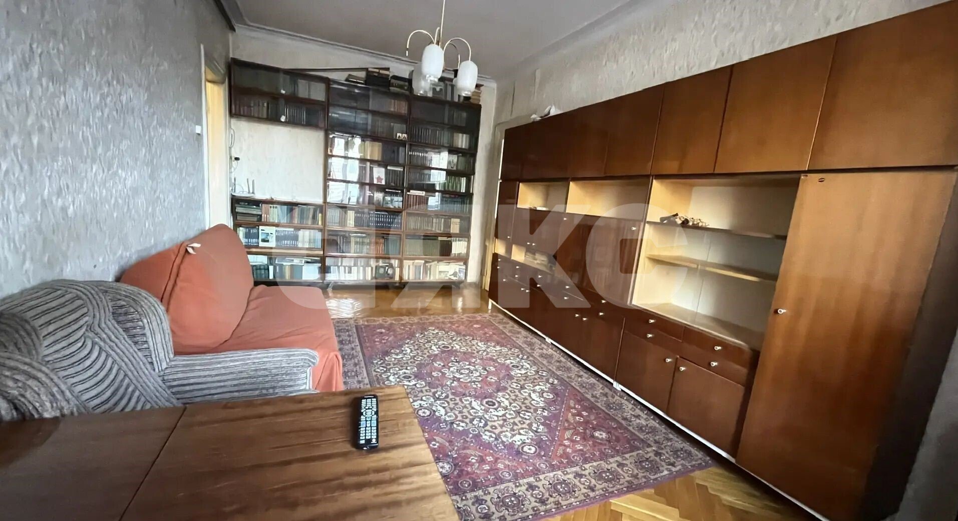 Фото №1: 2-комнатная квартира 53&nbsp;м², 3/7&nbsp;эт. - Волгоград, р. Центральный, пр-кт имени В.И. Ленина, 15