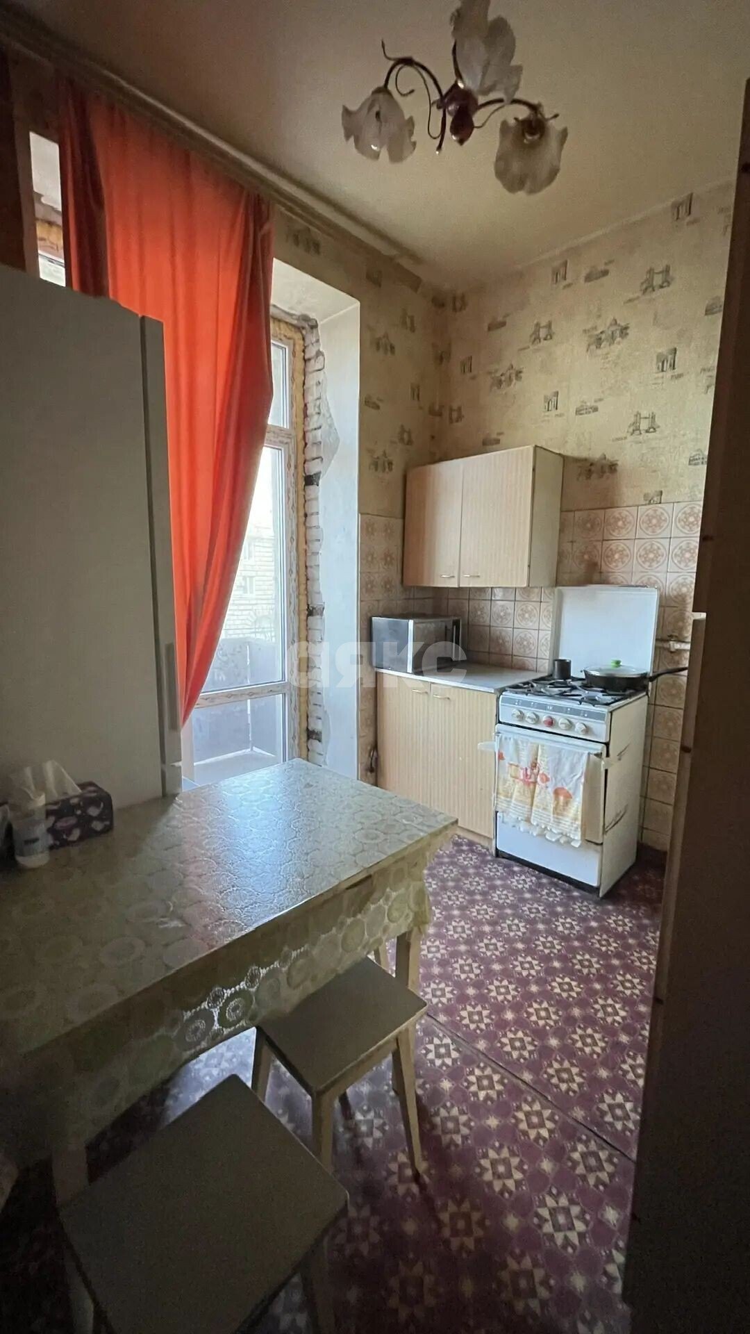 Фото №7: 2-комнатная квартира 53&nbsp;м², 3/7&nbsp;эт. - Волгоград, р. Центральный, пр-кт имени В.И. Ленина, 15