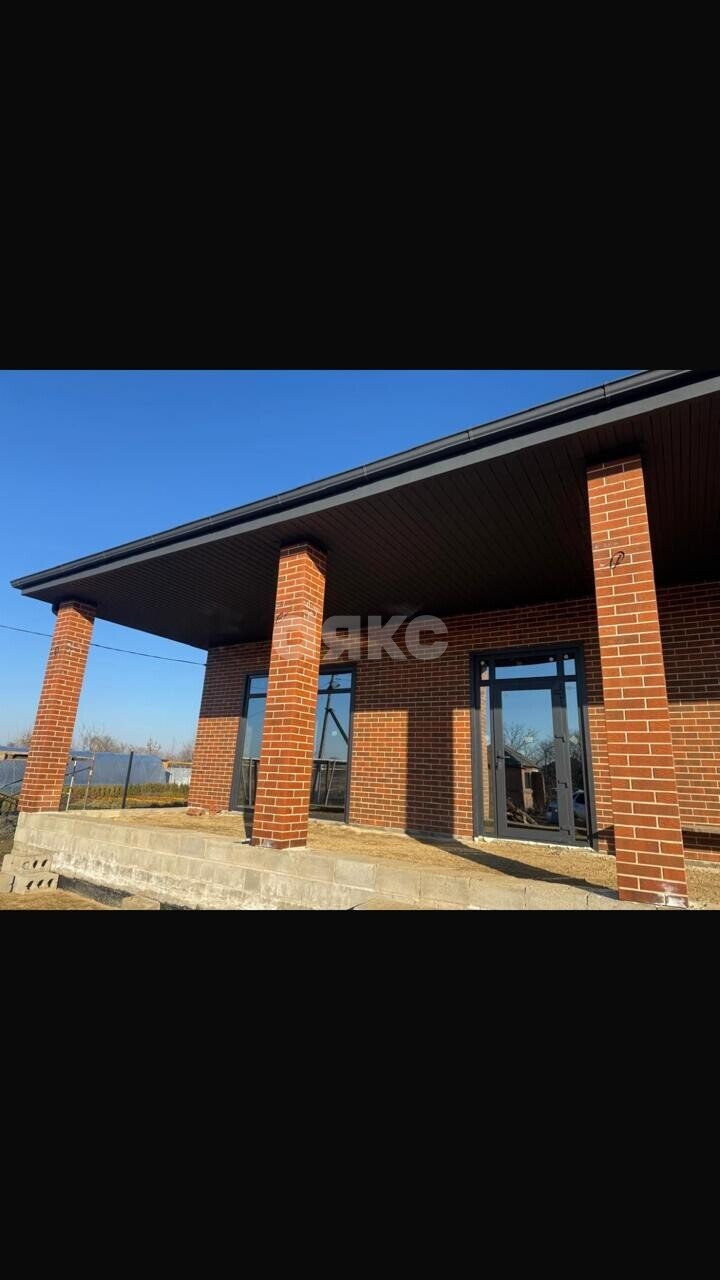 Фото №4: Дом 175&nbsp;м² + 6&nbsp;сот., 1&nbsp;эт. - Армавир, мкр. СНТ Заря Востока, пр-д Шелковый, 3