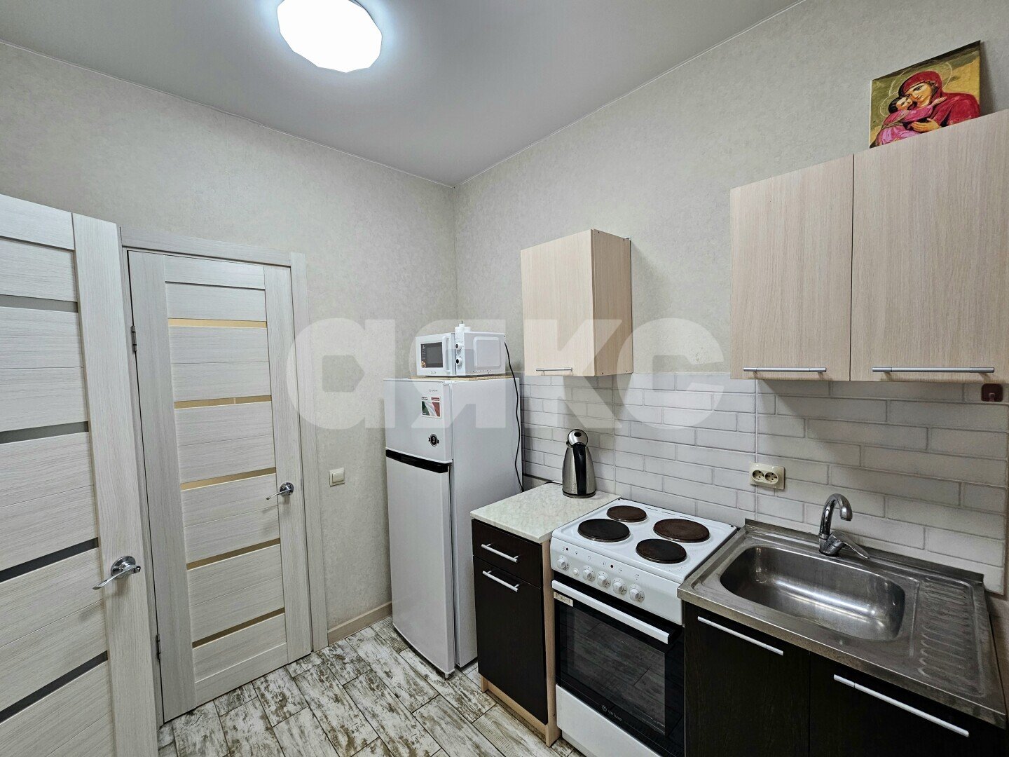 Фото №8: Апартаменты 28&nbsp;м², 1/8&nbsp;эт. - Сочи, Центральный, мкр. Донская, ул. Тимирязева, 44
