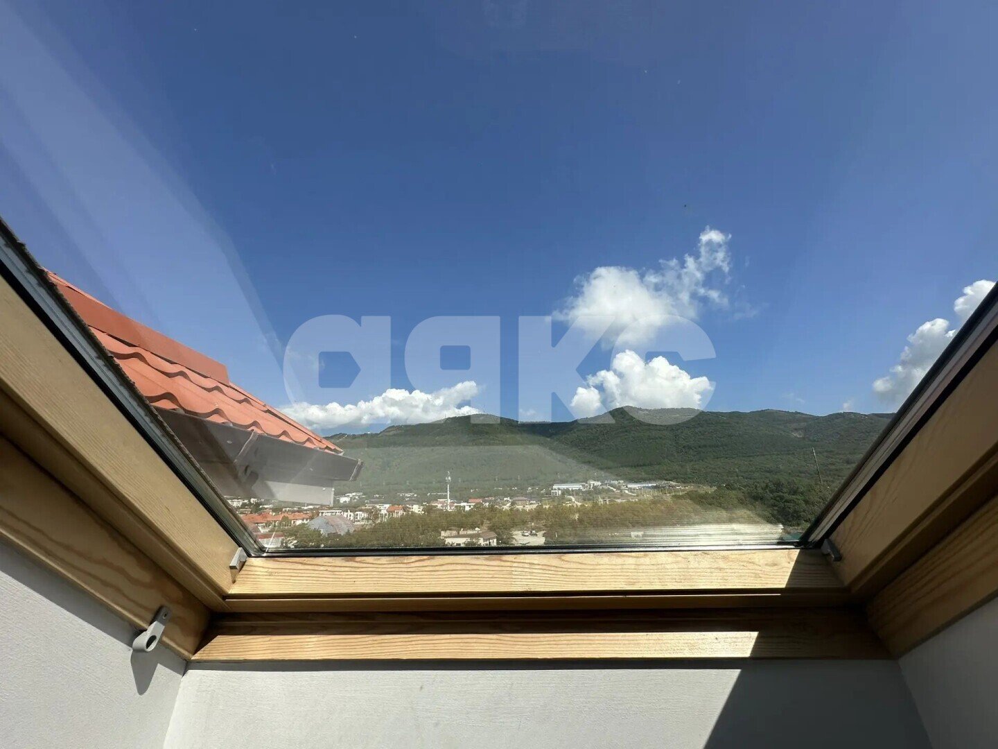 Фото №10: 1-комнатная квартира 40&nbsp;м², 6/6&nbsp;эт. - Геленджик, мкр. Южный, ул. Прасковеевская, 19