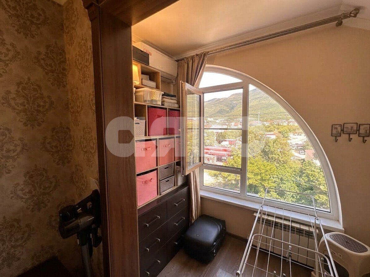 Фото №6: 1-комнатная квартира 40&nbsp;м², 6/6&nbsp;эт. - Геленджик, мкр. Южный, ул. Прасковеевская, 19