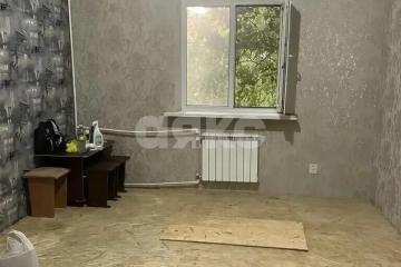 Фото №1: Комната 100&nbsp;м², 2/2&nbsp;эт. - Армавир, мкр. Комсомольский, ул. Тургенева, 132