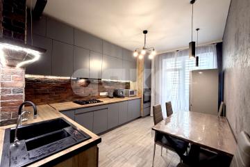 Фото №1: 1-комнатная квартира 40 м², 2/9 эт. - Батайск, мкр. жилой комплекс Комсомольский, ул. Комсомольская, 131Ак1
