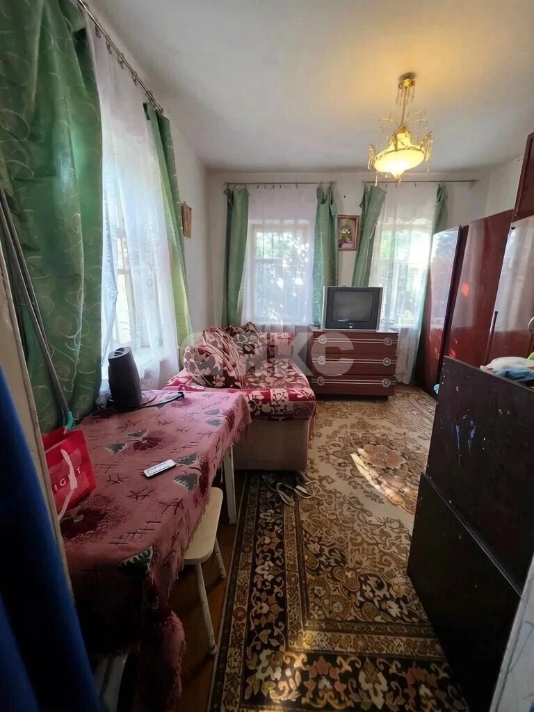 Фото №6: Часть дома 43&nbsp;м² + 7.64&nbsp;сот., 1&nbsp;эт. - Кропоткин, ул. Куйбышева, 155