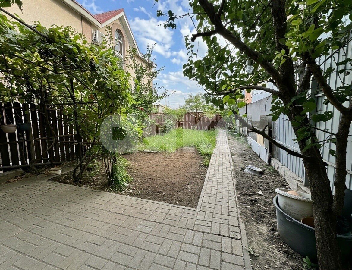 Фото №9: Таунхаус 120&nbsp;м² + 2&nbsp;сот., 2&nbsp;эт. - Батайск, ул. Заводская