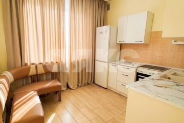 Фото №1: 2-комнатная квартира 49 м², -1/3 эт. - Батайск, ул. Огородная, 59