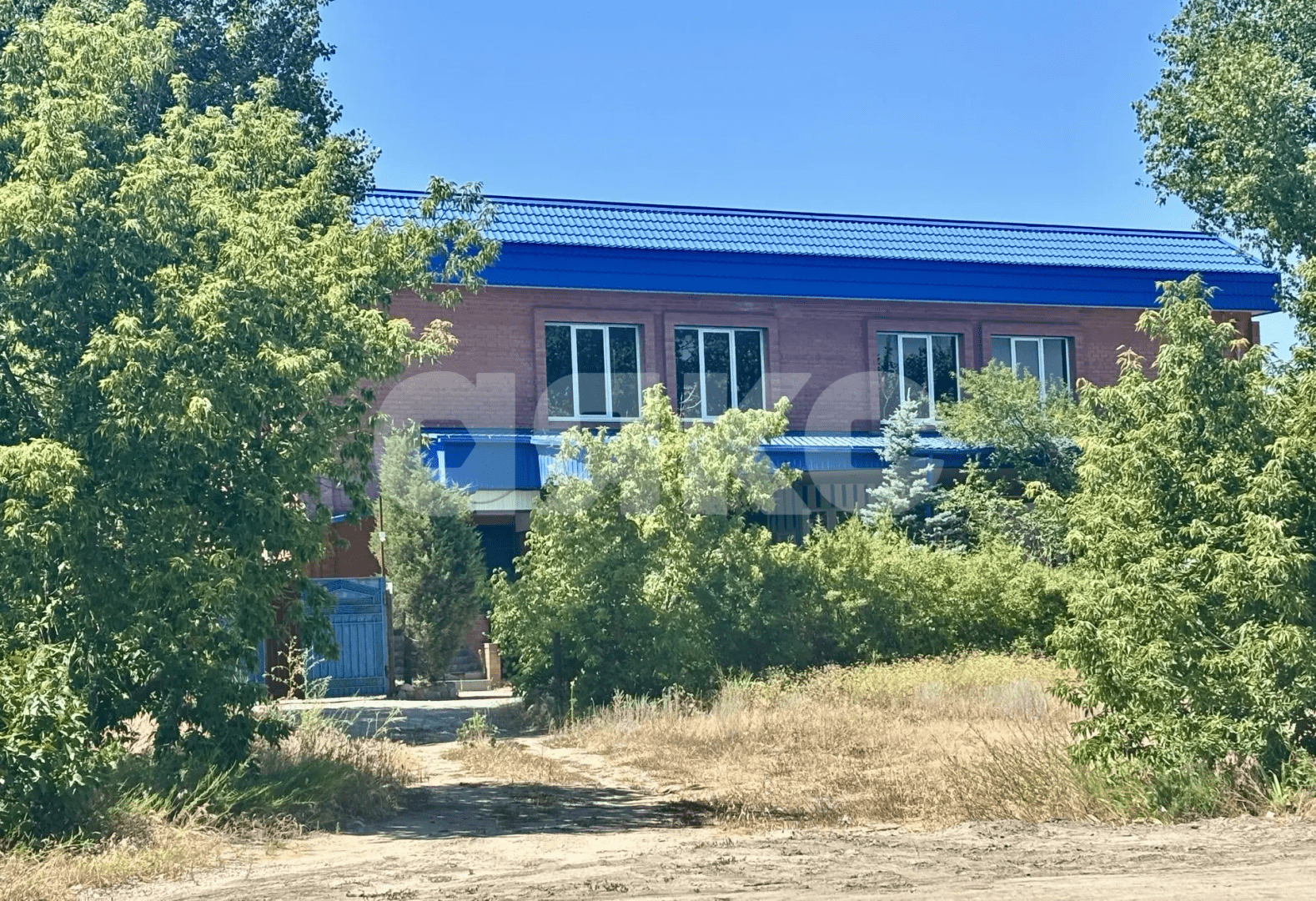 Фото №6: Коммерция 972&nbsp;м², 3/3&nbsp;эт. - Волгоград, Тракторозаводский, п. Латошинка, ул. Латошинская, 29