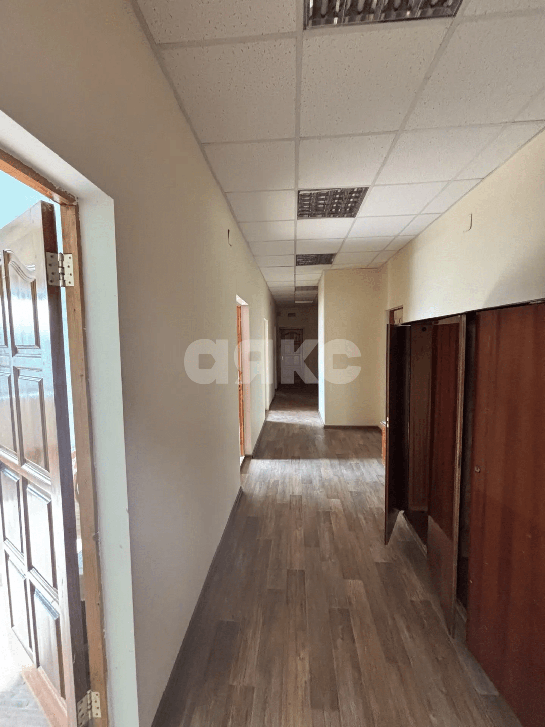 Фото №37: Коммерция 972&nbsp;м², 3/3&nbsp;эт. - Волгоград, Тракторозаводский, п. Латошинка, ул. Латошинская, 29