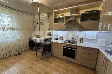 Фото №1: 3-комнатная квартира 80&nbsp;м², 6/10&nbsp;эт. - Армавир, ул. Заполярная, 4