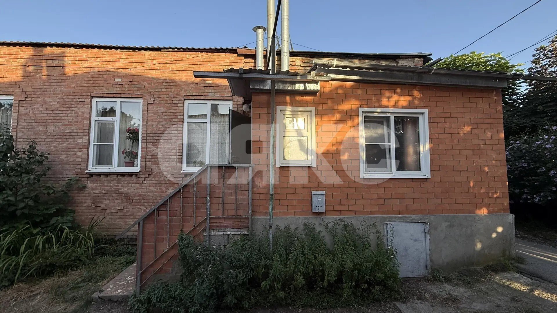 Фото №2: Дом 60&nbsp;м² + 2&nbsp;сот., 1&nbsp;эт. - Армавир, ул. Ленина, 143А