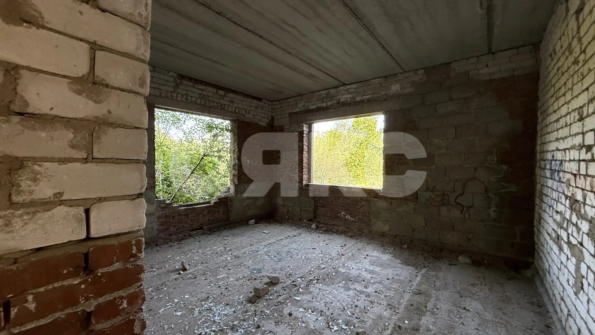 Фото №3: Дом 235&nbsp;м² + 10&nbsp;сот., 2&nbsp;эт. - Новокубанск, п. КНИИТИМ, ул. Сибирская, 41