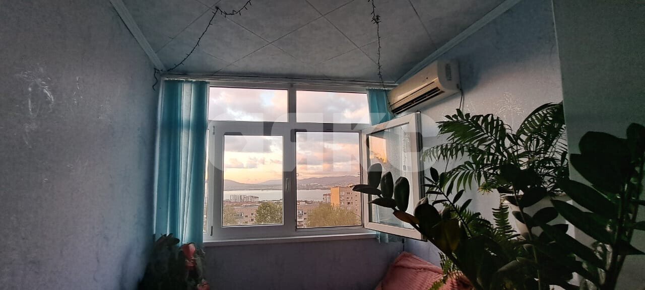 Фото №2: 3-комнатная квартира 67&nbsp;м², 6/9&nbsp;эт. - Геленджик, мкр. Парус, 20