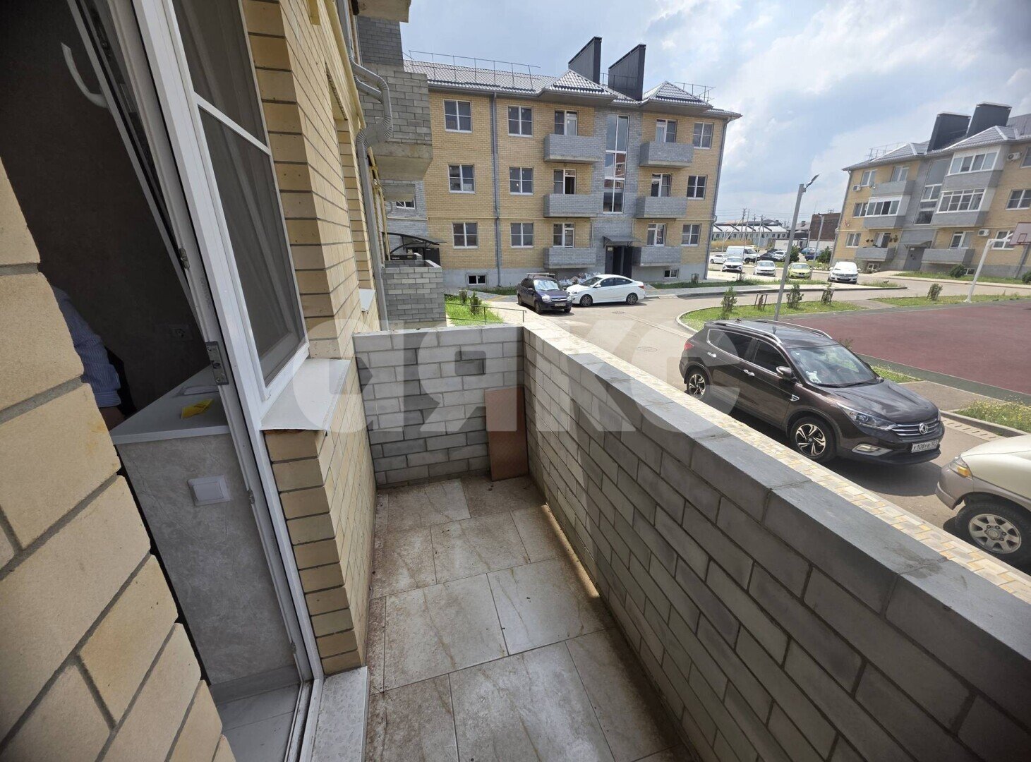 Фото №3: 2-комнатная квартира 59&nbsp;м², 1/3&nbsp;эт. - Кореновск, мкр. 10-й, ул. Таманская, 3к2