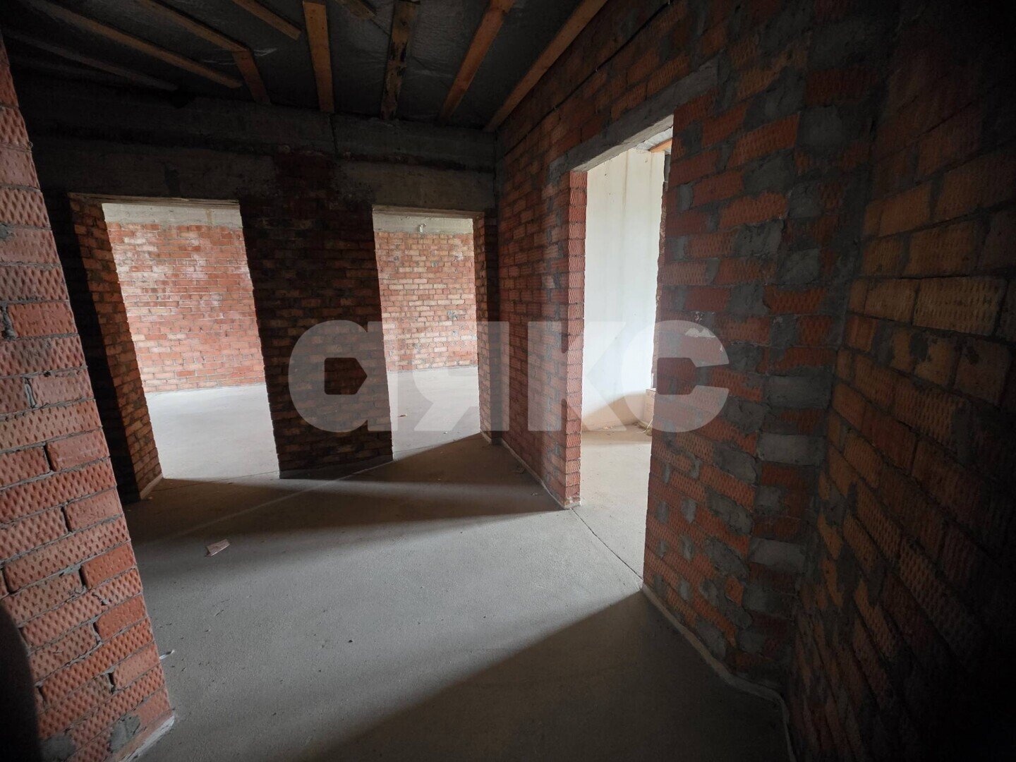 Фото №5: 2-комнатная квартира 80&nbsp;м², 3/3&nbsp;эт. - Кореновск, мкр. 10-й, ул. Таманская, 3к2