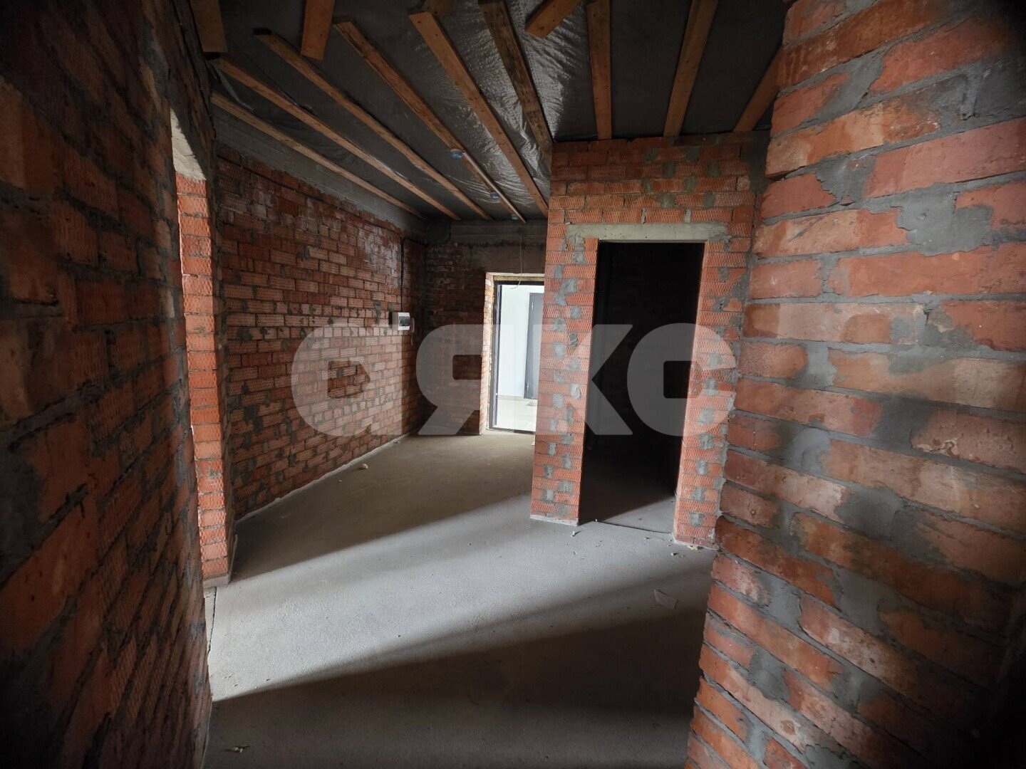 Фото №9: 2-комнатная квартира 80&nbsp;м², 3/3&nbsp;эт. - Кореновск, мкр. 10-й, ул. Таманская, 3к2