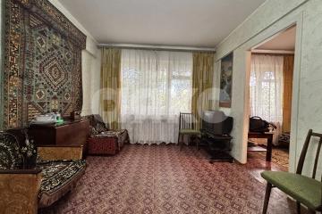 Фото №1: 2-комнатная квартира 44 м², 1/5 эт. - Волгоград, мкр. Развилка, ул. Кирова, 140А