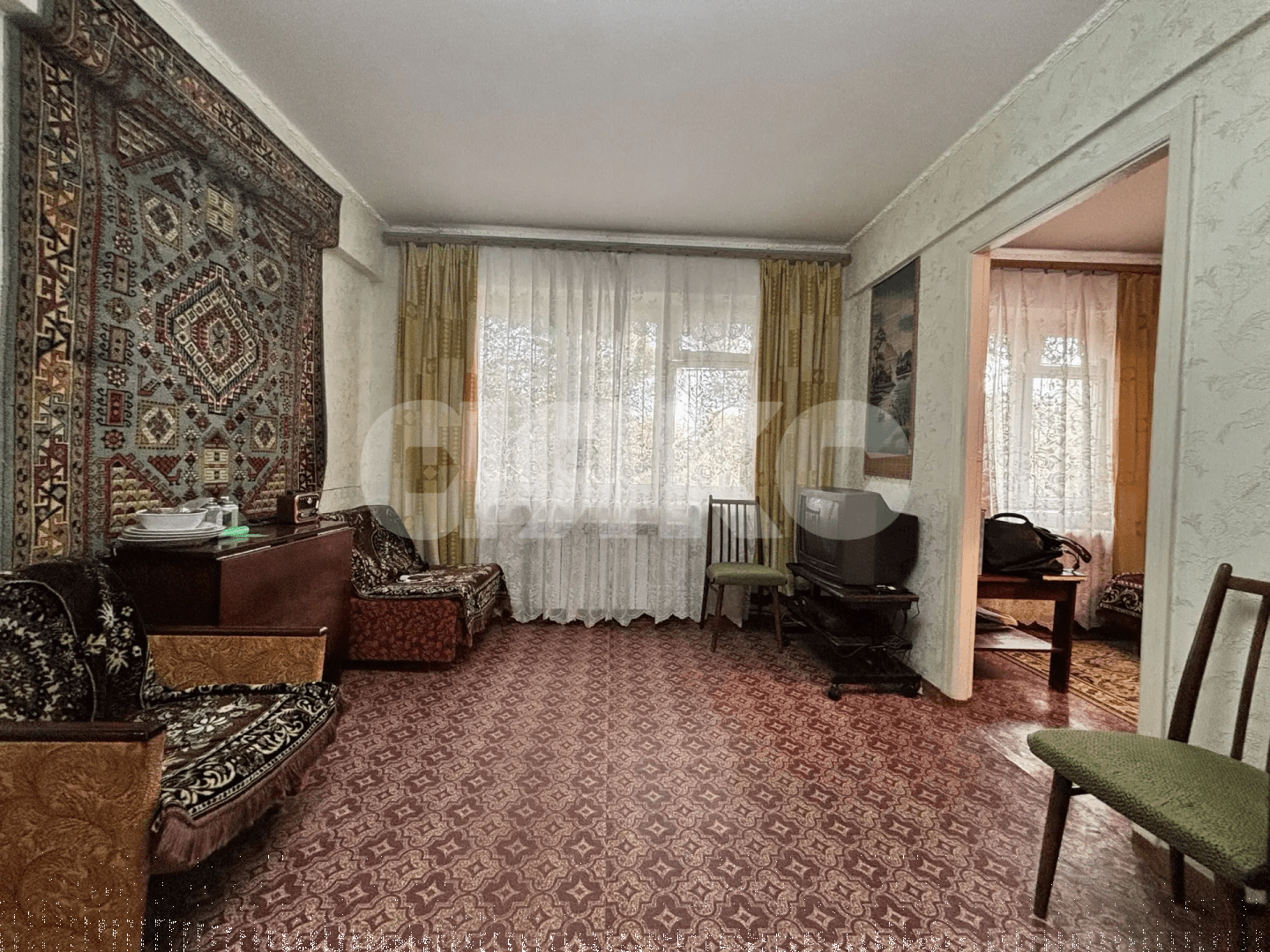 Фото №1: 2-комнатная квартира 44&nbsp;м², 1/5&nbsp;эт. - Волгоград, Кировский, мкр. Развилка, ул. Кирова, 140А