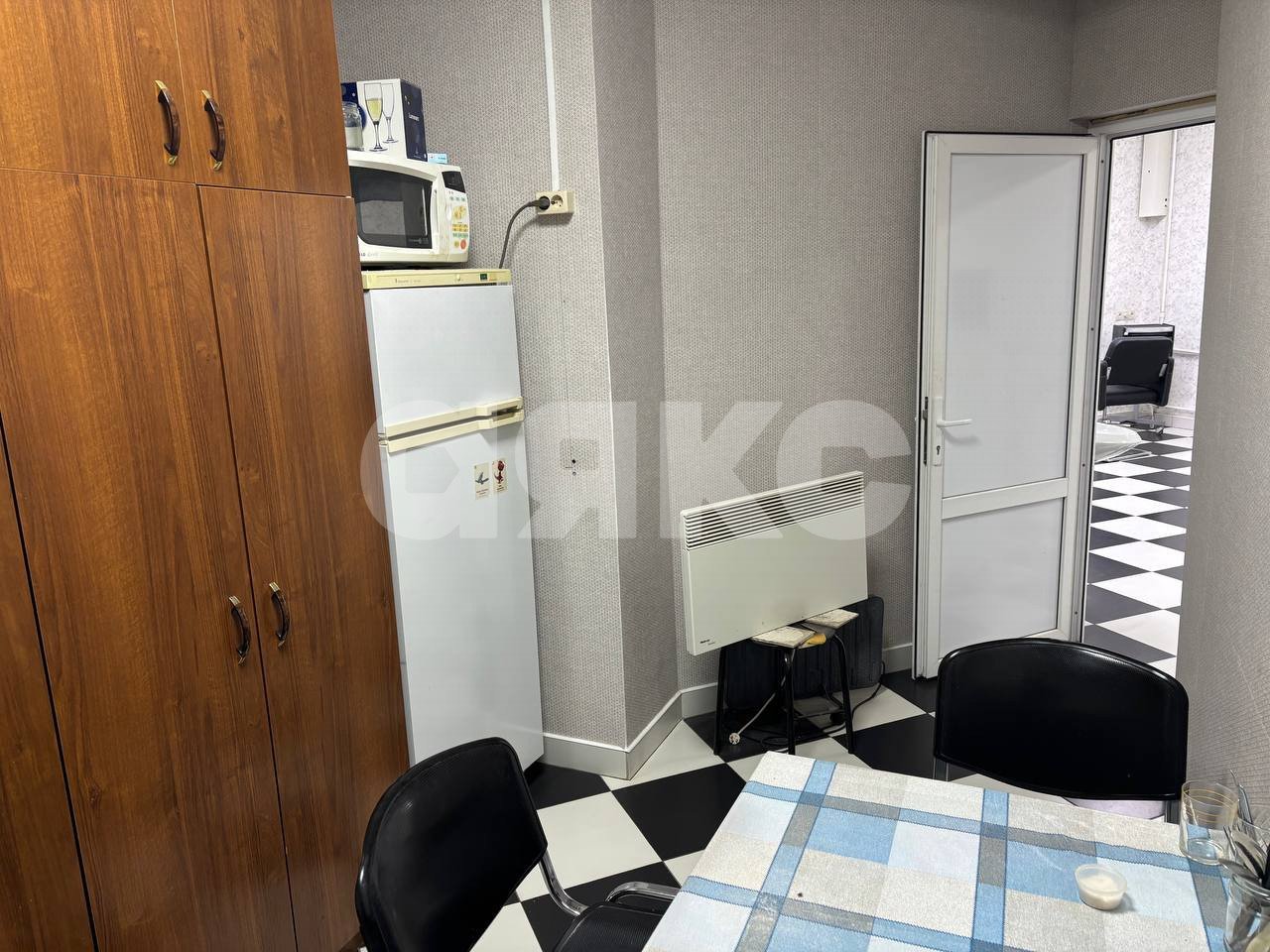 Фото №37: Коммерция 313&nbsp;м², 1/8&nbsp;эт. - Волгоград, р. Тракторозаводский, ул. Дзержинского, 15