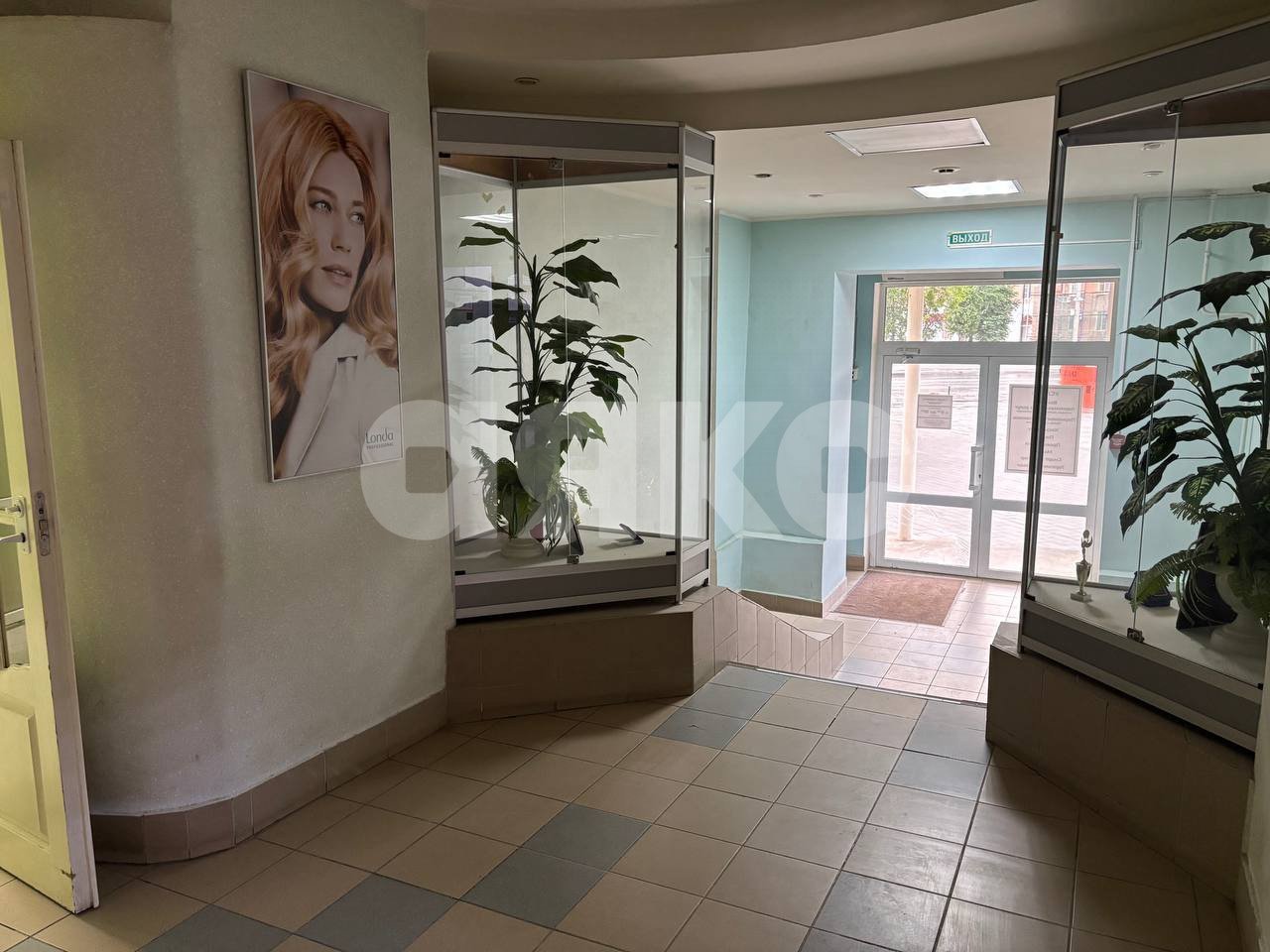 Фото №16: Коммерция 313&nbsp;м², 1/8&nbsp;эт. - Волгоград, р. Тракторозаводский, ул. Дзержинского, 15