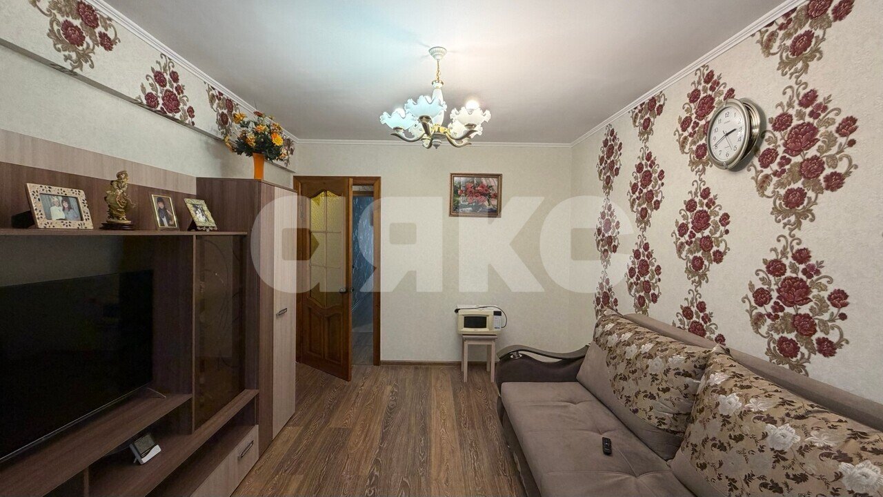 Фото №10: 2-комнатная квартира 49&nbsp;м², 3/5&nbsp;эт. - Волгоград, Дзержинский, п. Ангарский, ул. Тургенева, 4