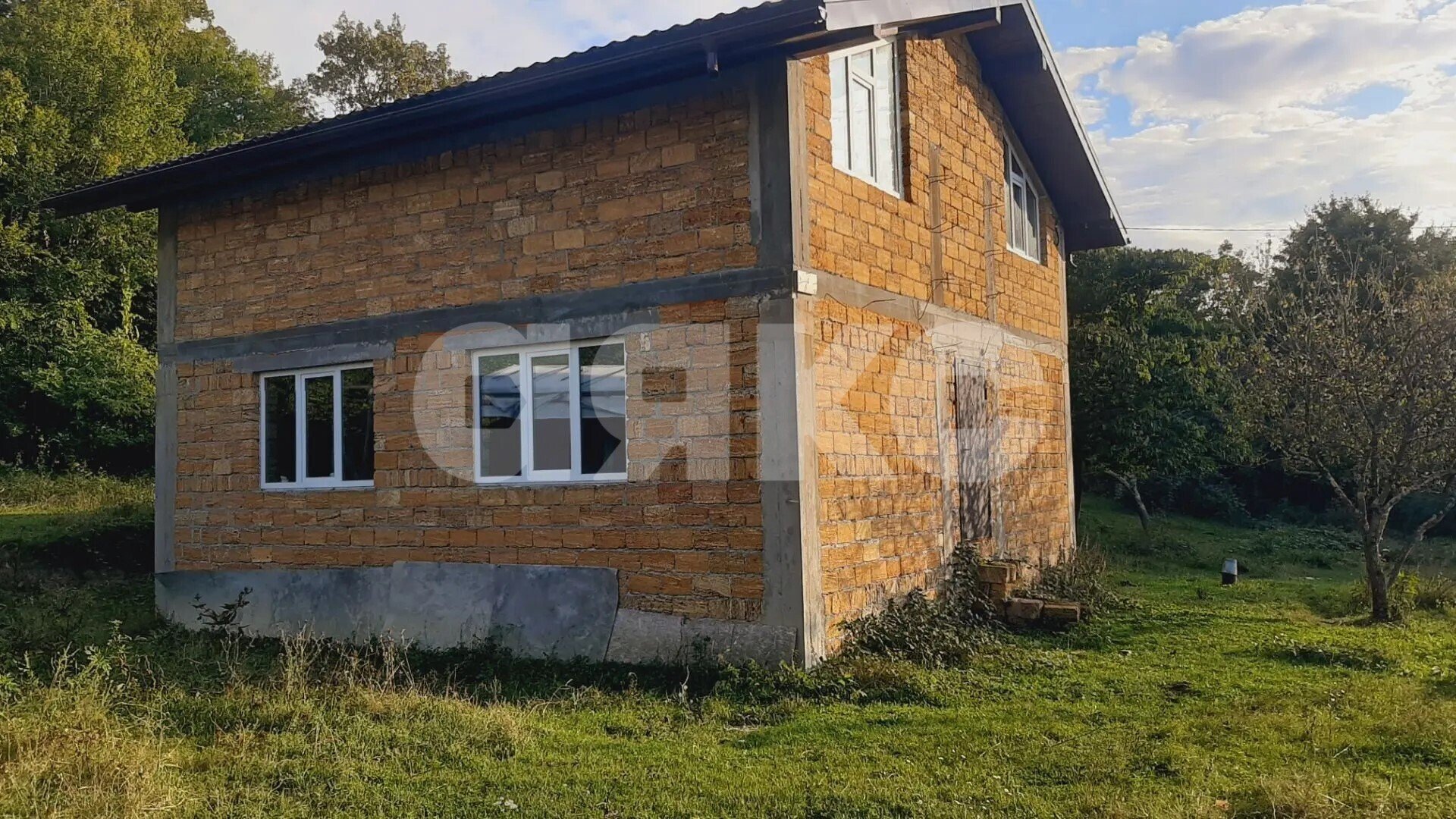 Фото №1: Дом 150&nbsp;м² + 10&nbsp;сот., 2&nbsp;эт. - Тенгинка, ул. Восточная, 13