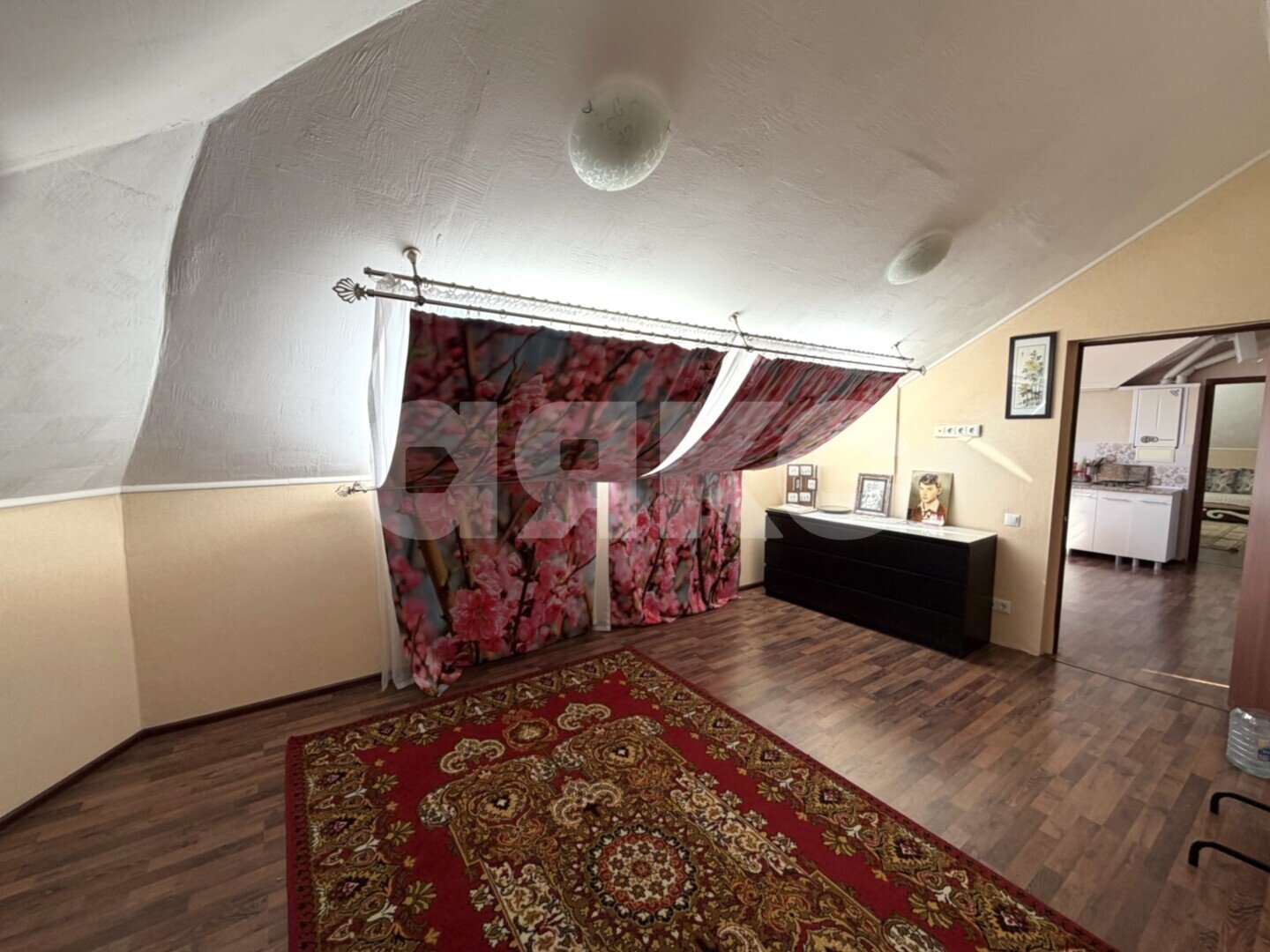 Фото №6: 2-комнатная квартира 57&nbsp;м², 7/7&nbsp;эт. - Геленджик, мкр. 5-й, ул. Херсонская, 70
