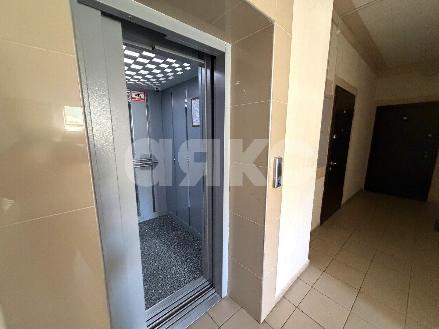 Фото №10: 2-комнатная квартира 57&nbsp;м², 7/7&nbsp;эт. - Геленджик, мкр. 5-й, ул. Херсонская, 70
