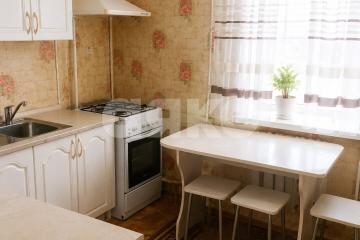 Фото №1: 2-комнатная квартира 41 м², 2/2 эт. - Мичуринский, ул. Ленина, 17