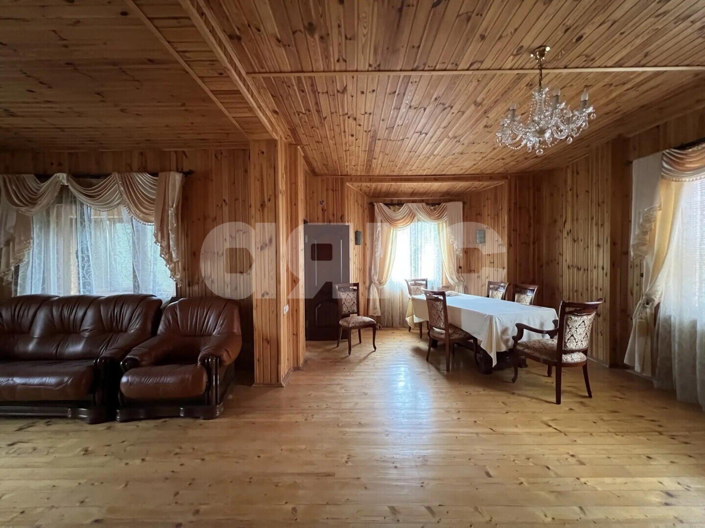 Фото №4: Коммерция 184&nbsp;м², 1/2&nbsp;эт. - Луганская Народная Республика муниципальный округ Станично-Луганский