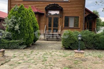 Фото №1: Коммерция 184 м², 1/2 эт. - Луганская Народная Республика муниципальный округ Станично-Луганский