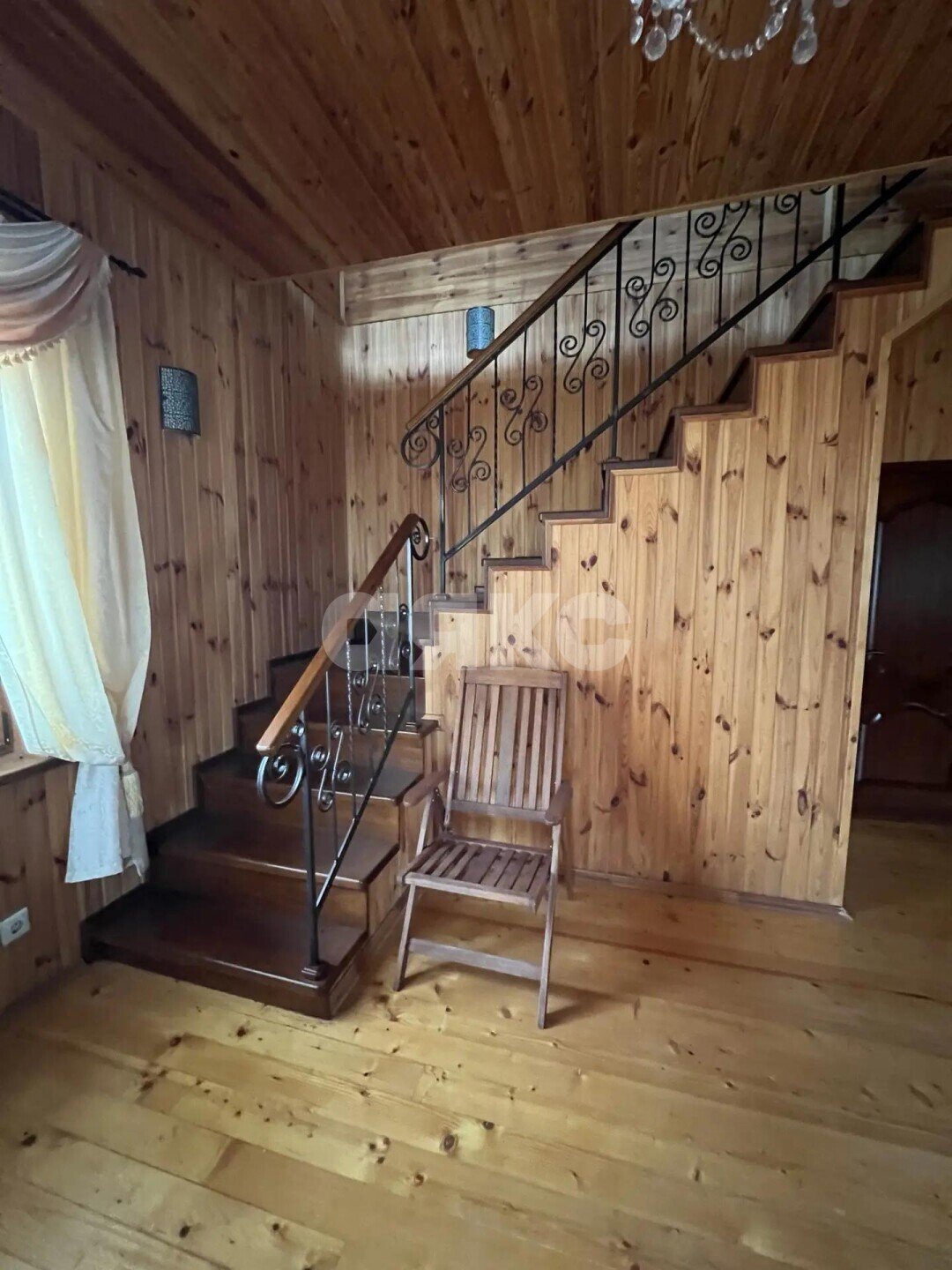 Фото №7: Коммерция 184&nbsp;м², 1/2&nbsp;эт. - Луганская Народная Республика муниципальный округ Станично-Луганский