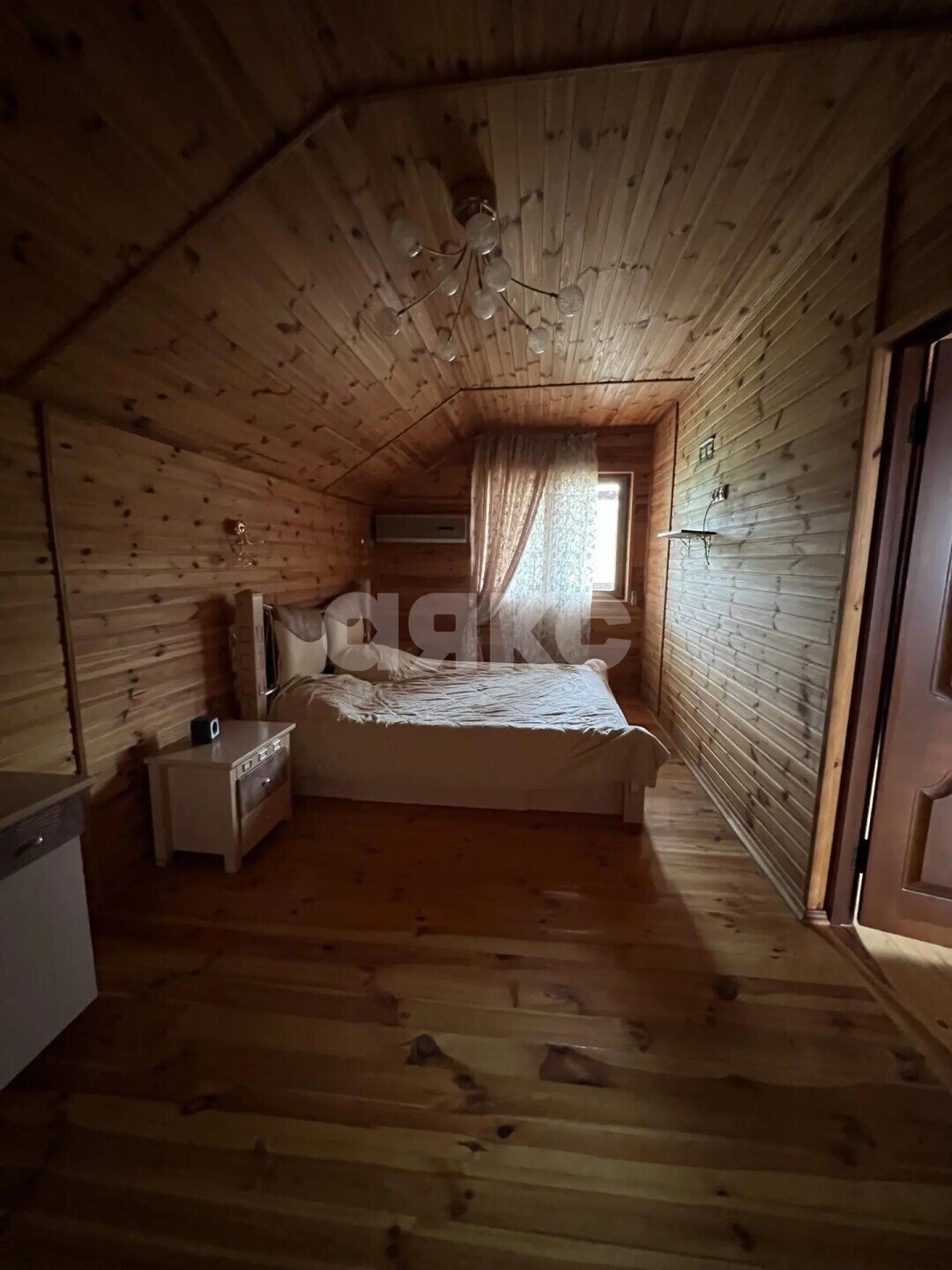 Фото №13: Коммерция 184&nbsp;м², 1/2&nbsp;эт. - Луганская Народная Республика муниципальный округ Станично-Луганский