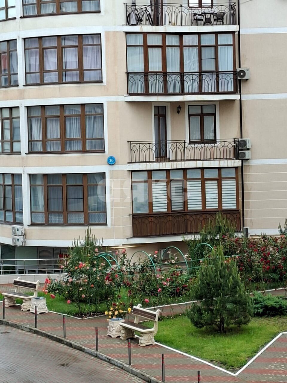 Фото №16: 2-комнатная квартира 50&nbsp;м², 2/6&nbsp;эт. - Геленджик, Толстый Мыс, мкр. ЖК Черноморский-2, ул. Крымская, 22к14