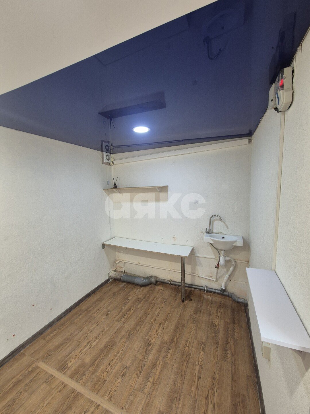 Фото №9: Коммерция 63&nbsp;м², -1/5&nbsp;эт. - Волгоград, Кировский, мкр. Развилка, ул. Кирова, 126