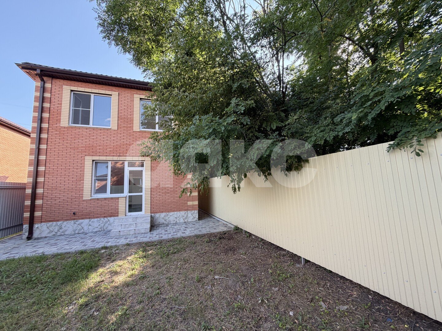 Фото №3: Дом 120&nbsp;м² + 3&nbsp;сот., 2&nbsp;эт. - Батайск, ул. Панфилова