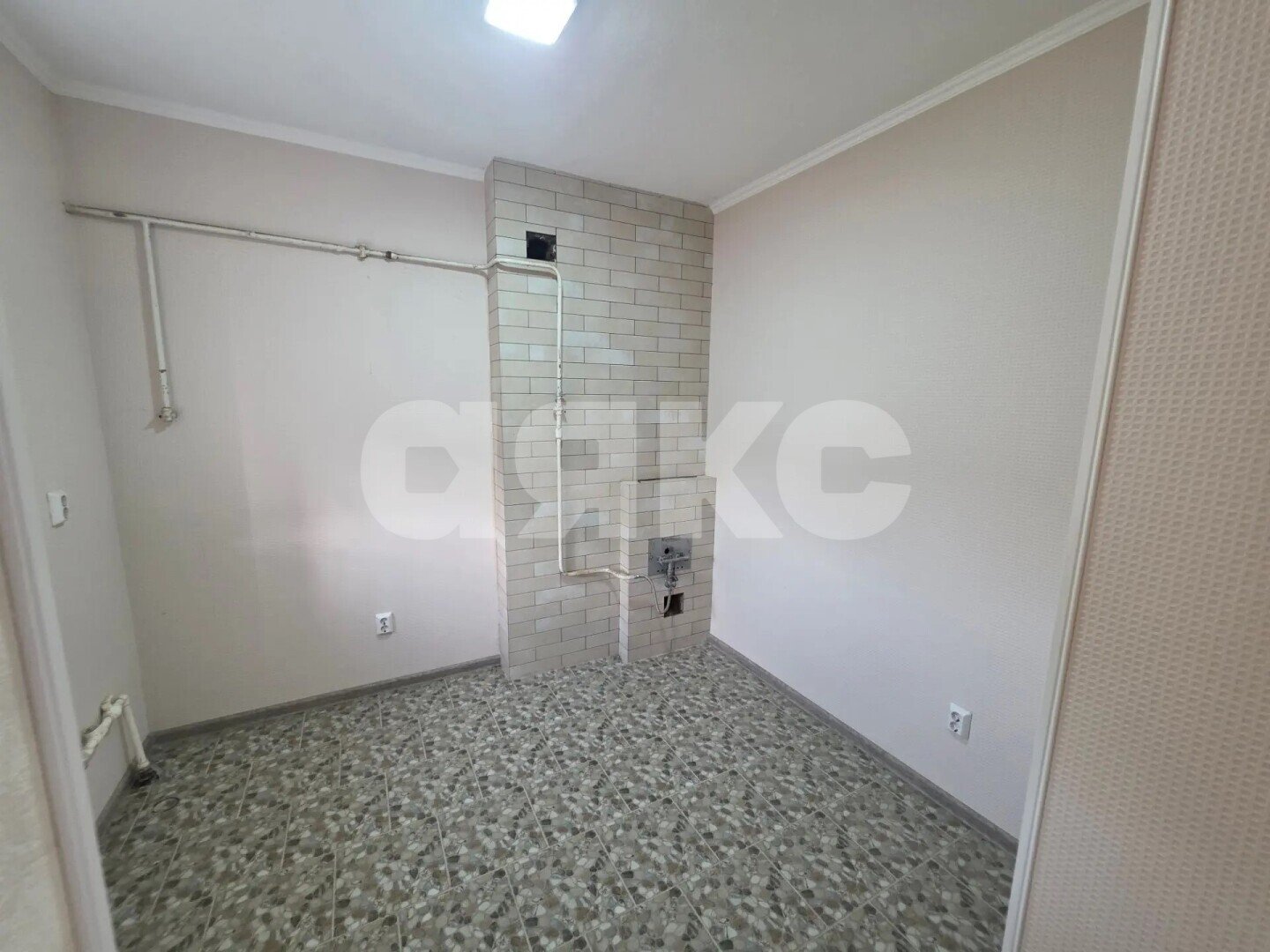 Фото №1: 2-комнатная квартира 45&nbsp;м², 1/1&nbsp;эт. - Кропоткин, ул. Вокзальная, 43