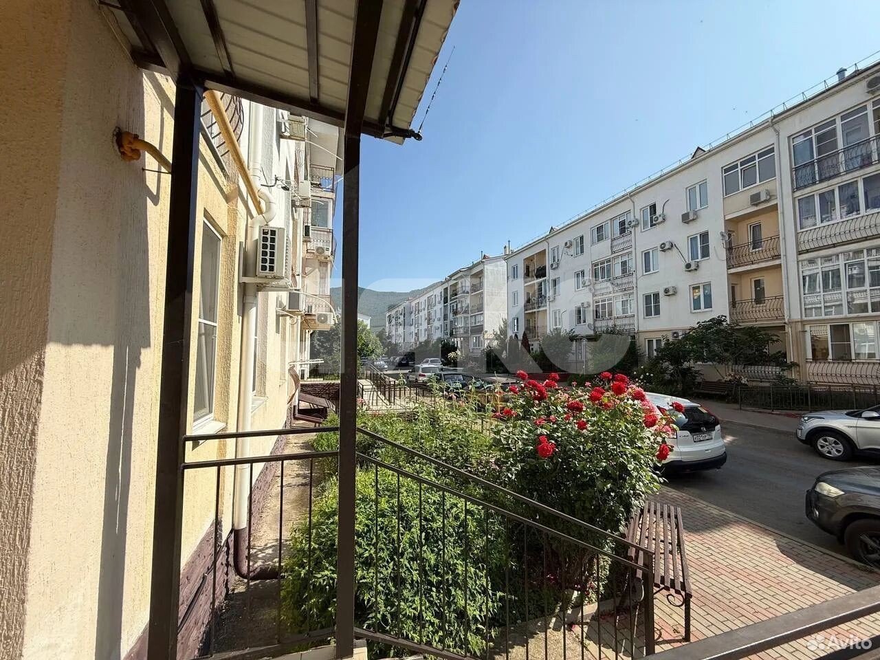 Фото №2: 1-комнатная квартира 36&nbsp;м², 2/4&nbsp;эт. - Геленджик, квартал Южный, мкр. ЖК Столичный Квартал, ул. Дивноморская, 37к11