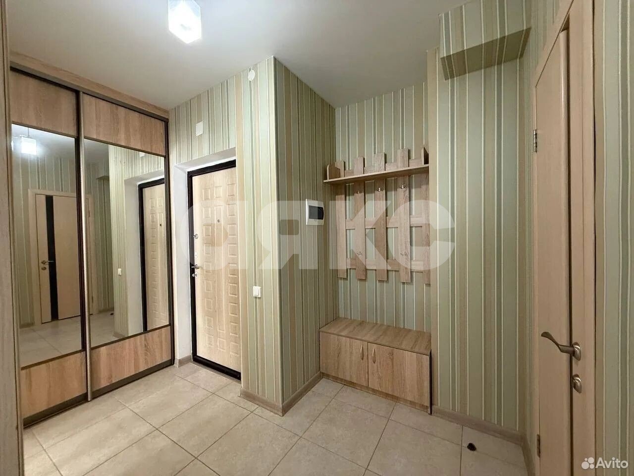 Фото №3: 1-комнатная квартира 36&nbsp;м², 2/4&nbsp;эт. - Геленджик, квартал Южный, мкр. ЖК Столичный Квартал, ул. Дивноморская, 37к11